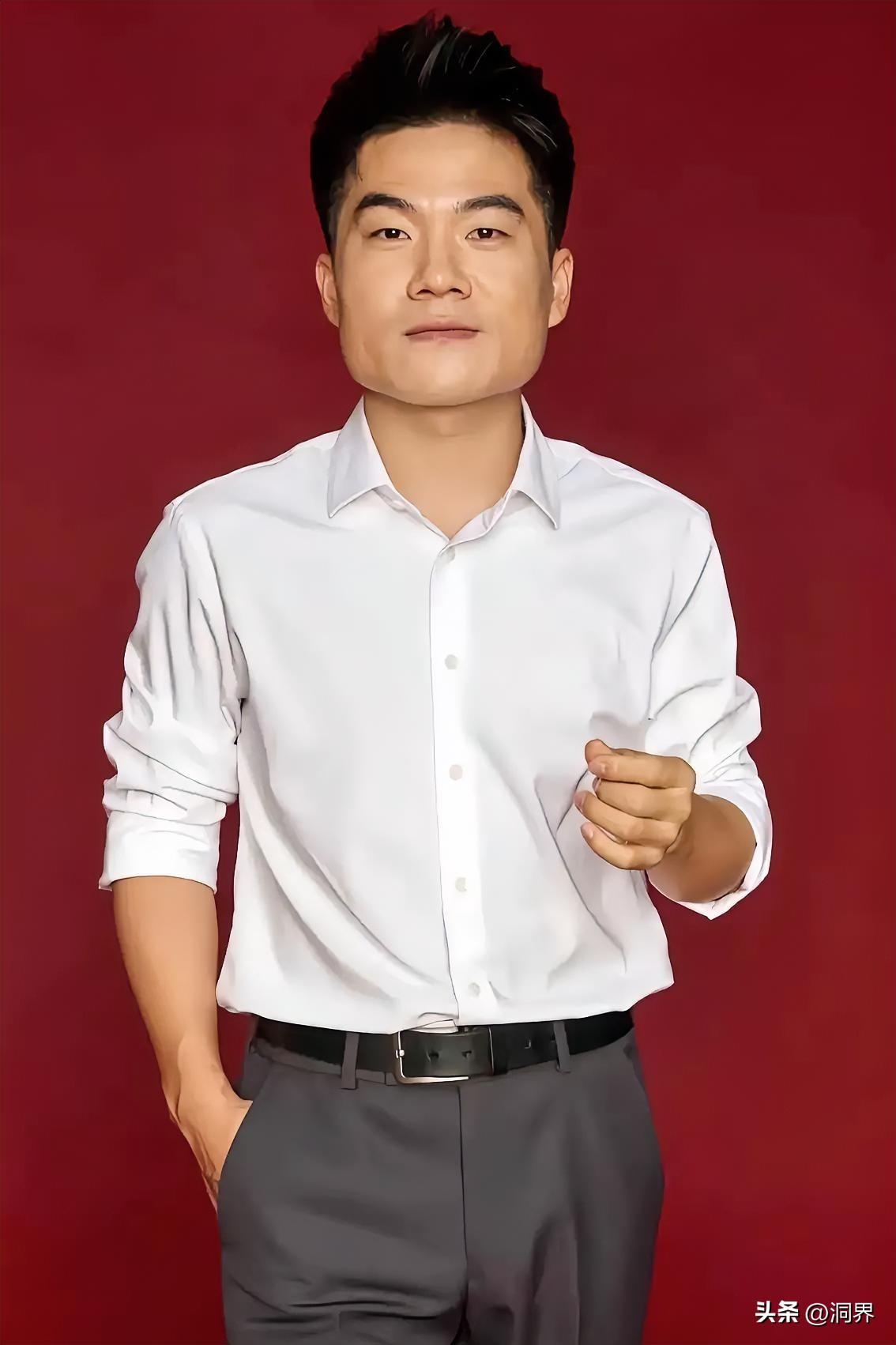 牛，董宇辉成为新晋抖音一哥！

最新电商战报出来了！2025年11月4日抖音官方