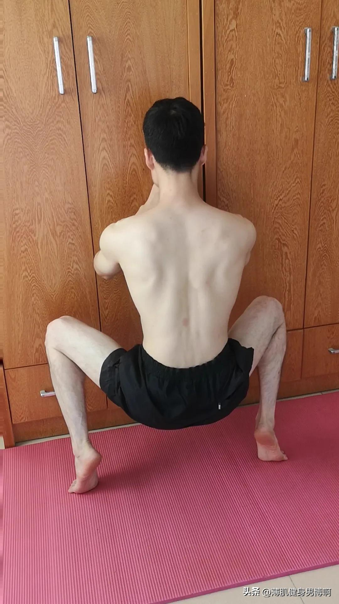 每天坚持练腿，让腰越来越好，耐力越来越好！
练腿方式 练腿养气血