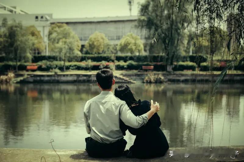 杨振宁式的爱情,你向往吗? 杨振宁式的爱情，很难用简单的“向往”或“不向往”来定