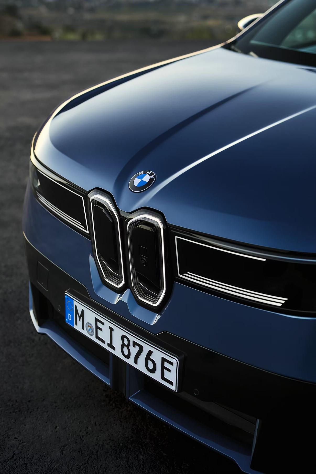 宝马新世代首款车型 —— 新世代BMW iX3在德国慕尼黑全球首发，它是宝马电动