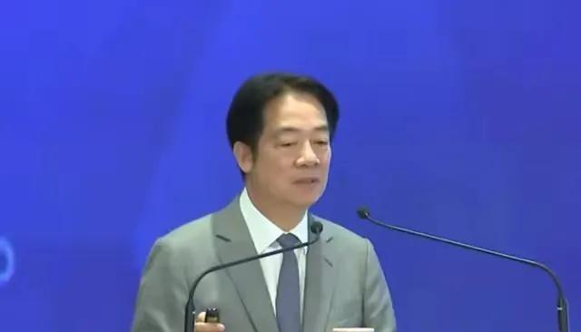 这个台独流氓分子赖清德又吃炮药了，他又叫嚣起来了，“台湾不是中国的一部分”，“台