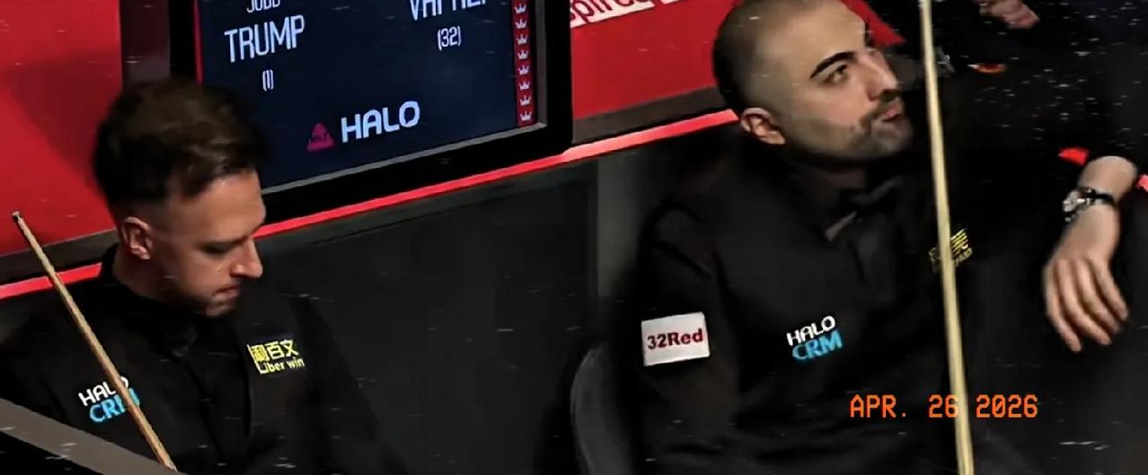 特鲁姆普与瓦菲第一阶段比赛最新消息:
第7、8局，瓦菲和特鲁姆普各拿一局，第一阶