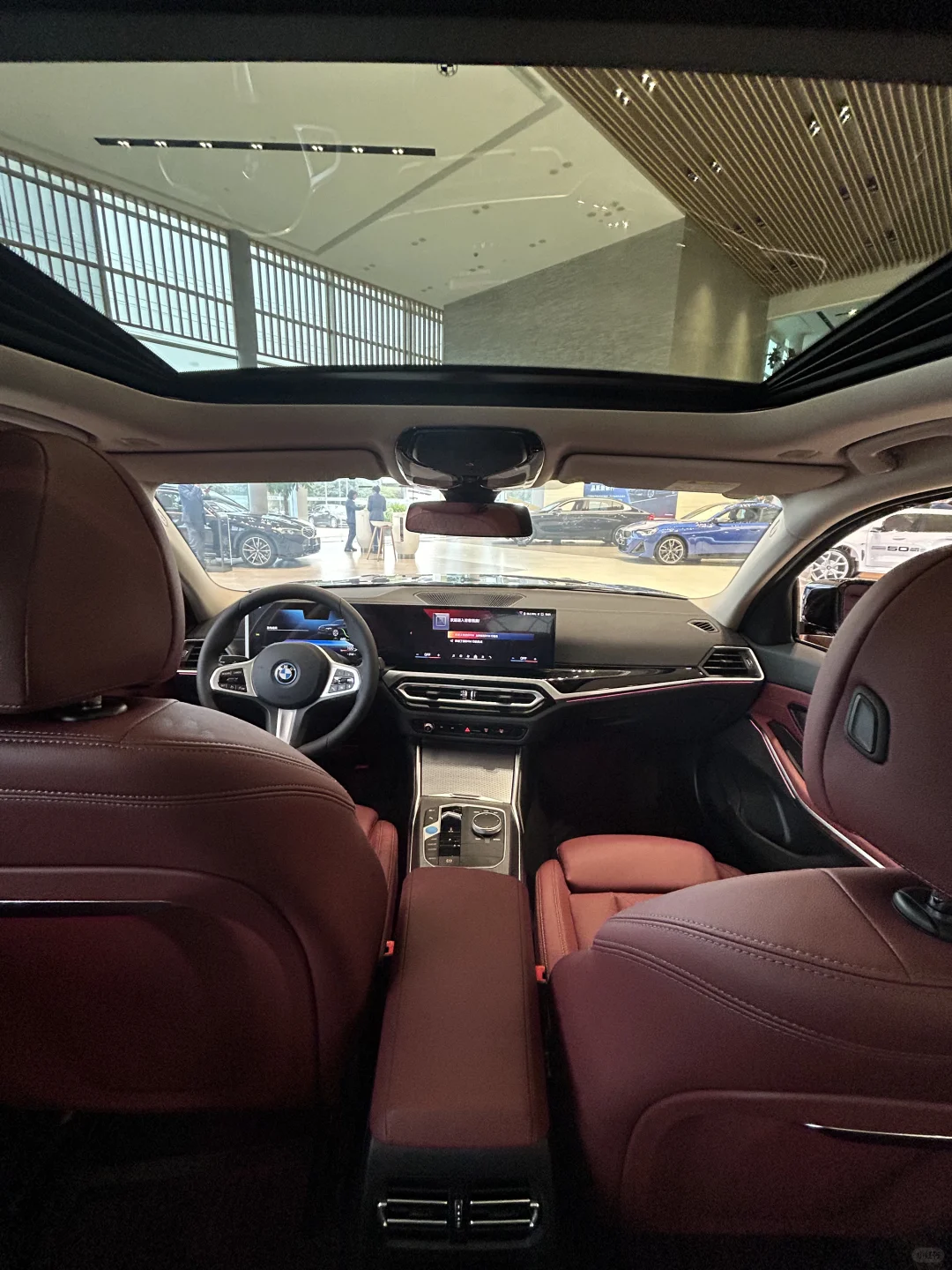 🚗人生第一辆车，选宝马i3就对啦