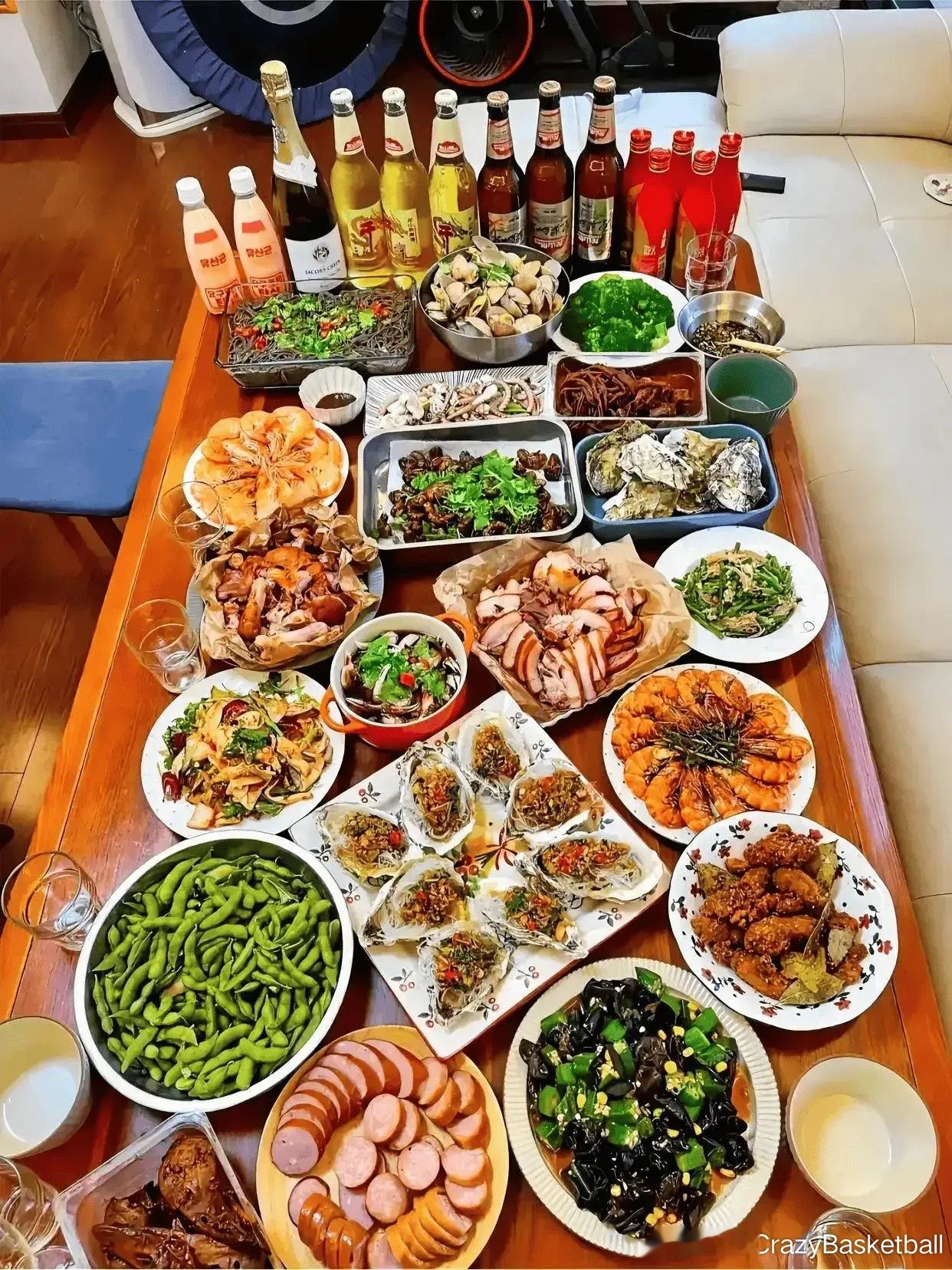 看这一桌子的菜，能猜出主人是哪里人吗？ ​​​
