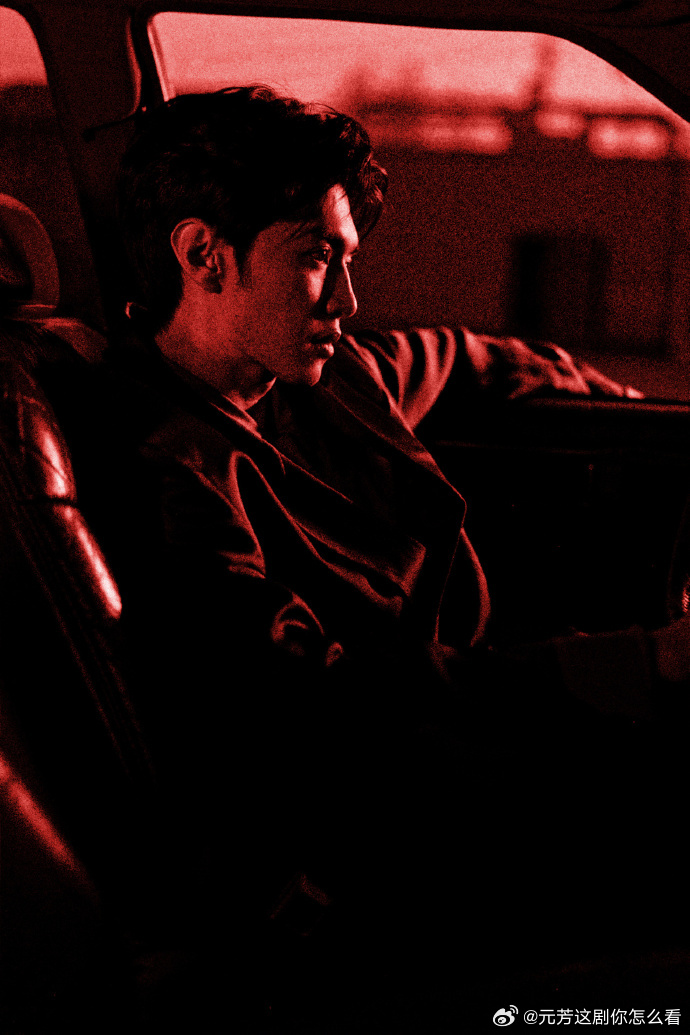 支持男明星出图卷起来男明星出图卷起来了微博之夜出图 微博之夜男明星出图，颜值和质