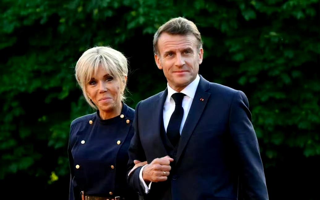 49岁的马克龙说，他明年结束10年总统任期后将退出政坛。
马克龙数年前曾承诺，他