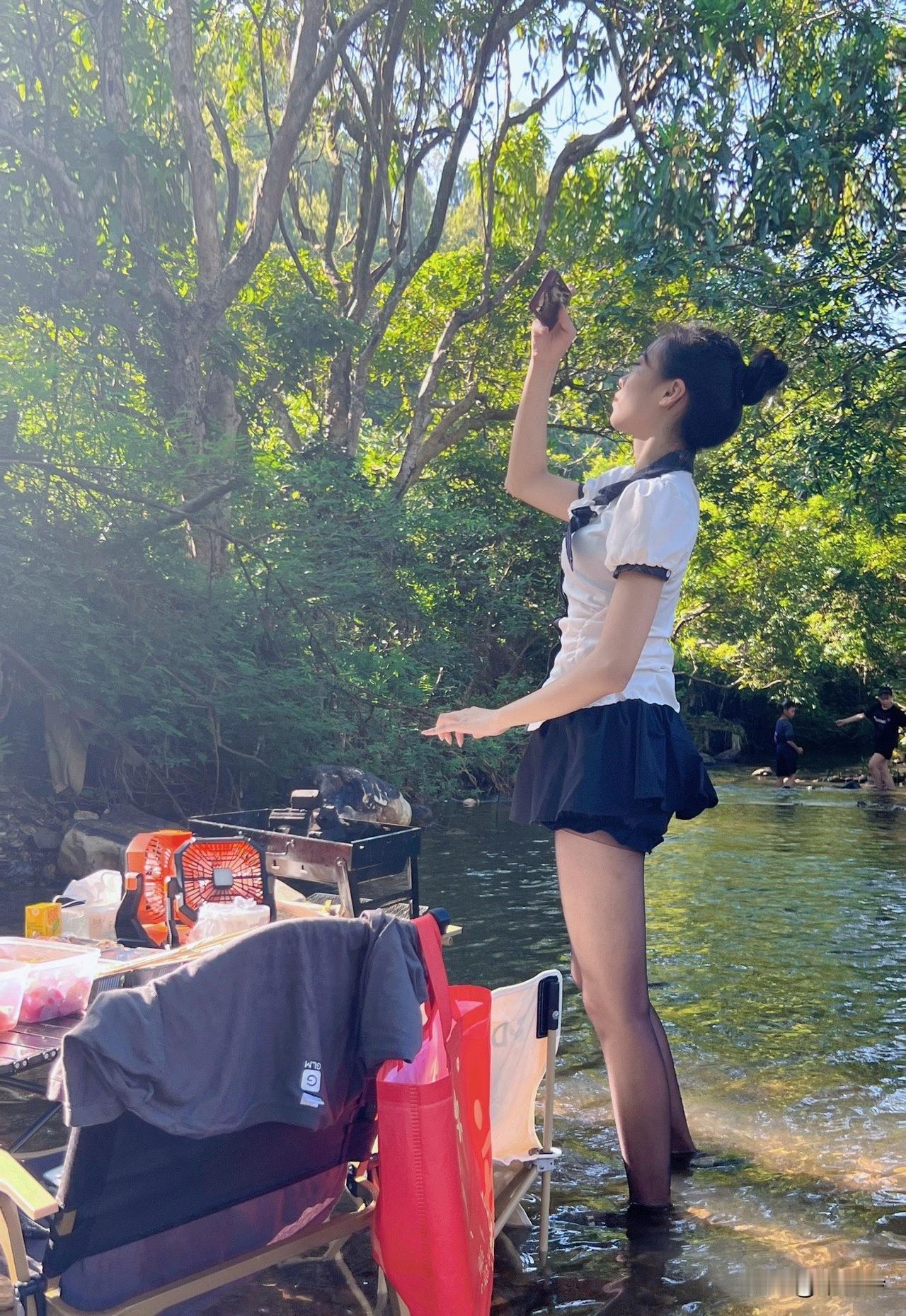 分享一张最近随手拍的照片放假啦[比心]