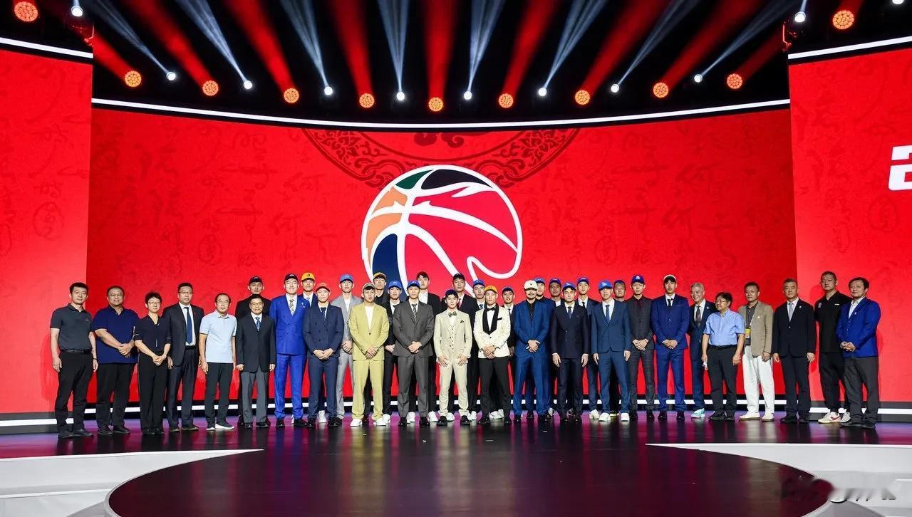 因为CBA选秀大会状元秀谢智杰再次交出“白卷”(0分)，突发奇想统计了一下截至7