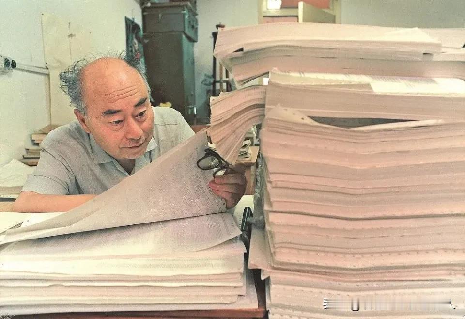 2年8个月！这是中国把美苏核霸权踩在脚下的恐怖时间差。 美国人从原子弹到氢弹用了