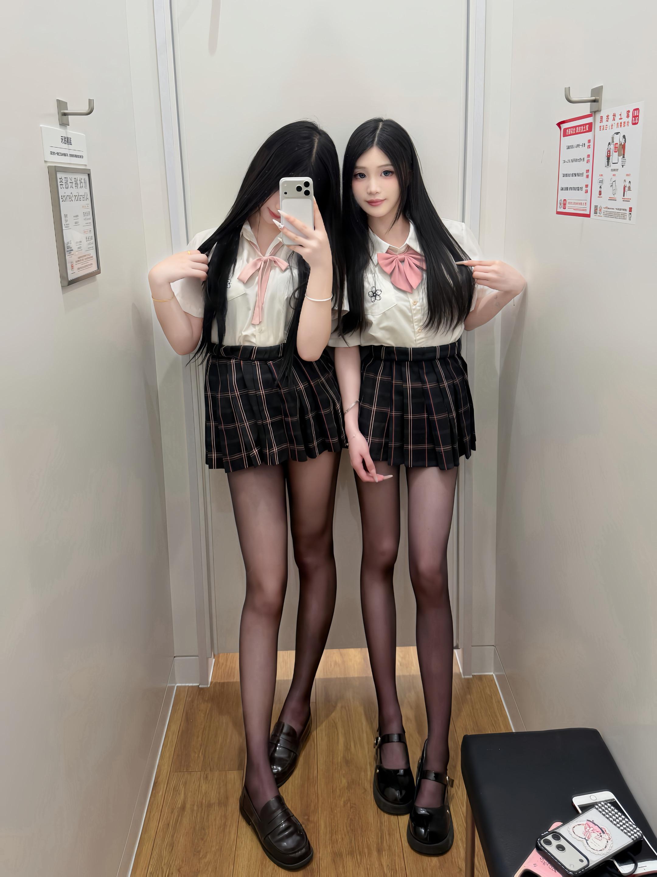 你很讨厌我们吗 好奇怪 我们都不认识你