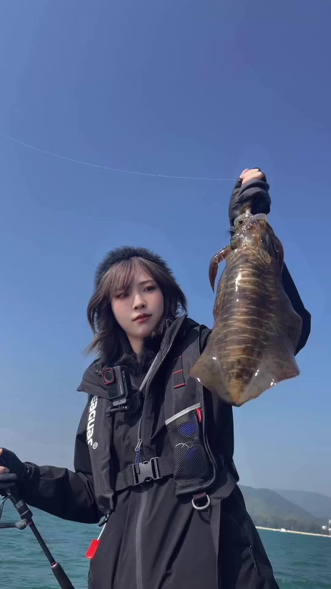 过年了不得钓点大大只鱿鱼做年货