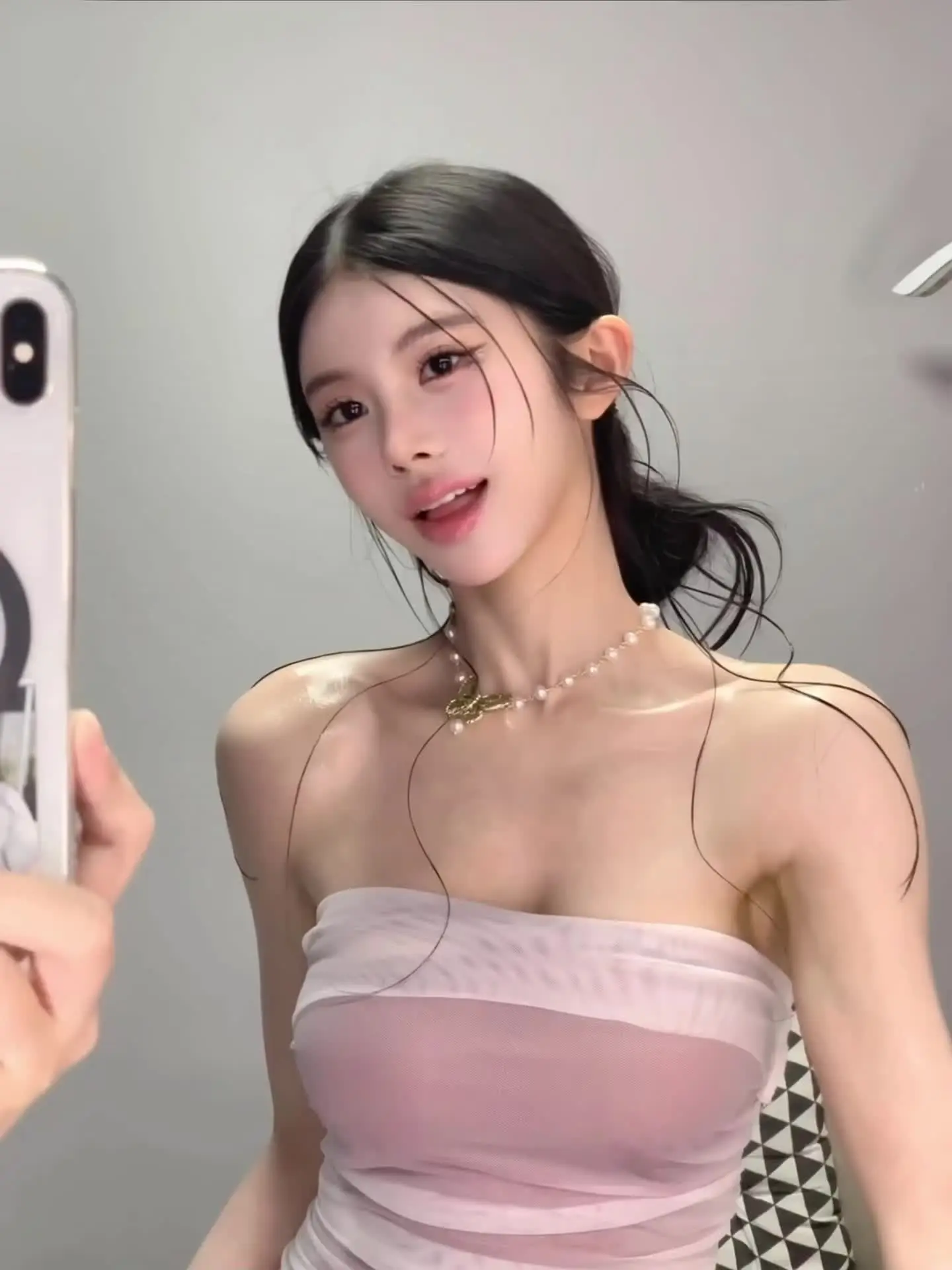 亲爱的朋友 我希望你像阳光一样明媚 不要流泪