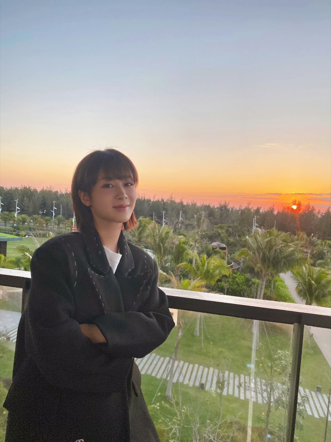 杨紫[超话]  yz杨紫董竹君yz杨紫玉兰花开君再来玫瑰是浪漫的代名词，而你是浪