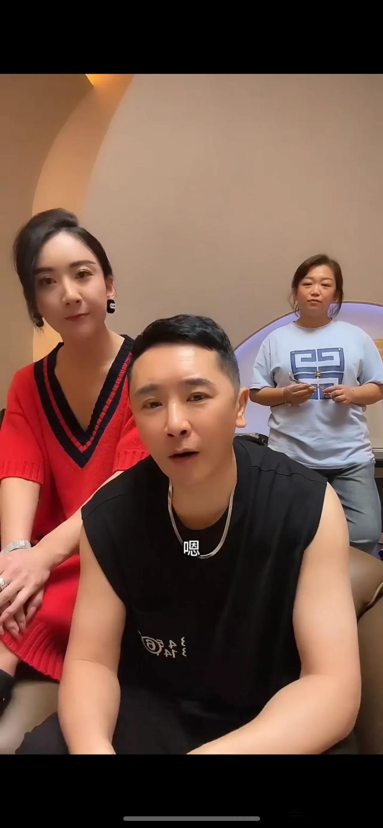 2023年9月17日，哈尔滨热闹非凡，斯卡拉20周年庆典拉开帷幕，明星网红大咖云