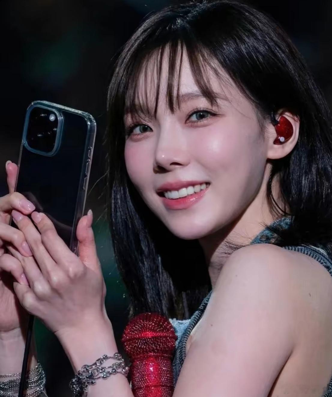 猜人：这到底是金冬天还是金泰妍？aespa金玟庭金泰妍