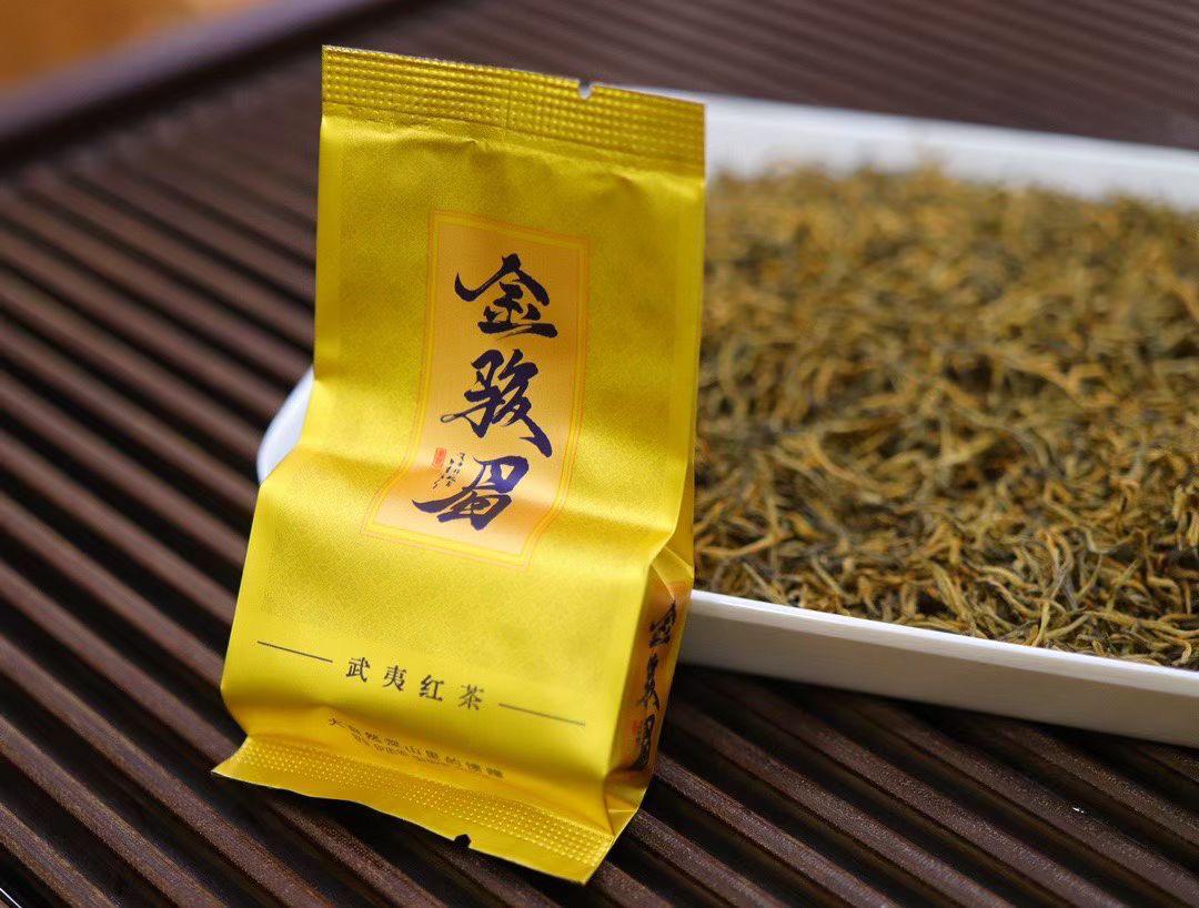 我的今日状态：🏝️旅行度假
我这里的天气：🌤️多云