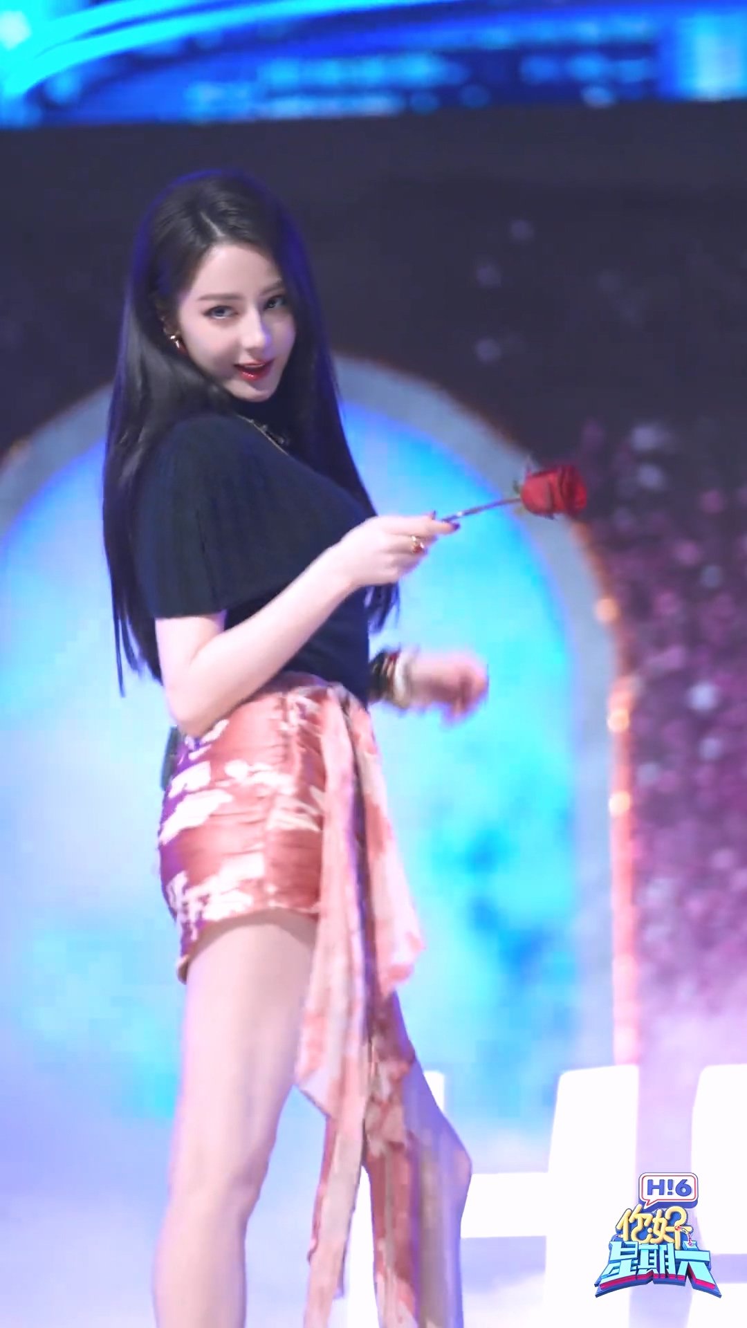 迪丽热巴陈飞宇刘宇宁hi6开场秀迪丽热巴陈飞宇刘宇宁开场秀迪丽热巴、陈飞宇、刘宇