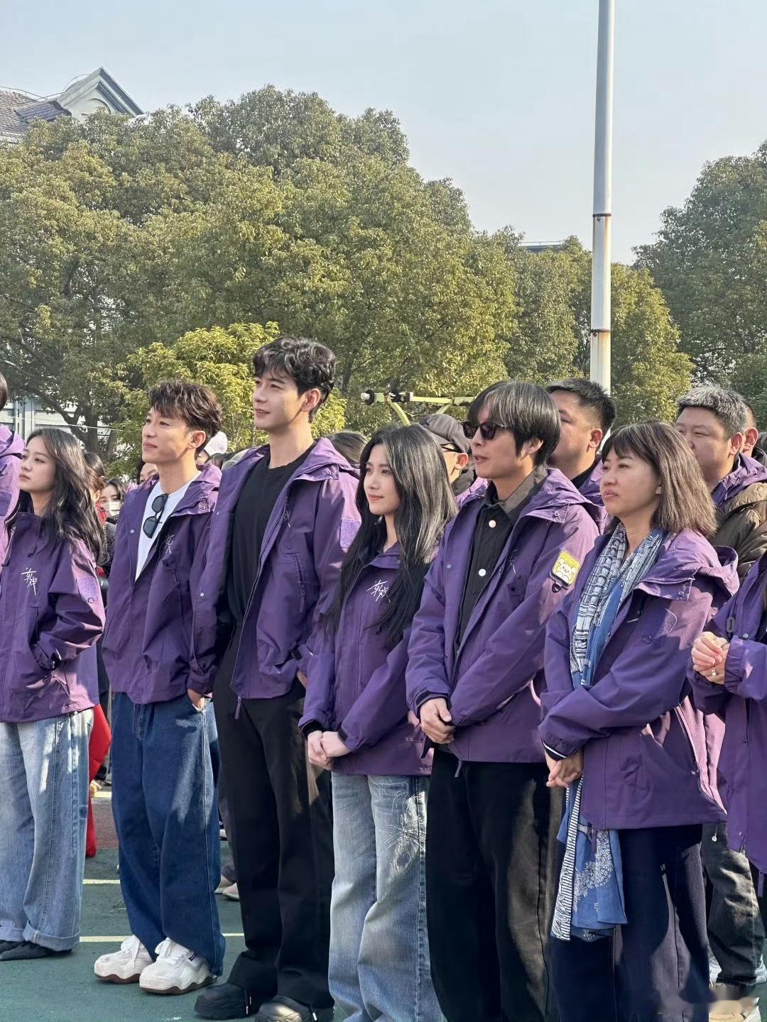 陈星旭卢昱晓开机同框  陈星旭卢昱晓身高差  陈星旭卢昱晓 