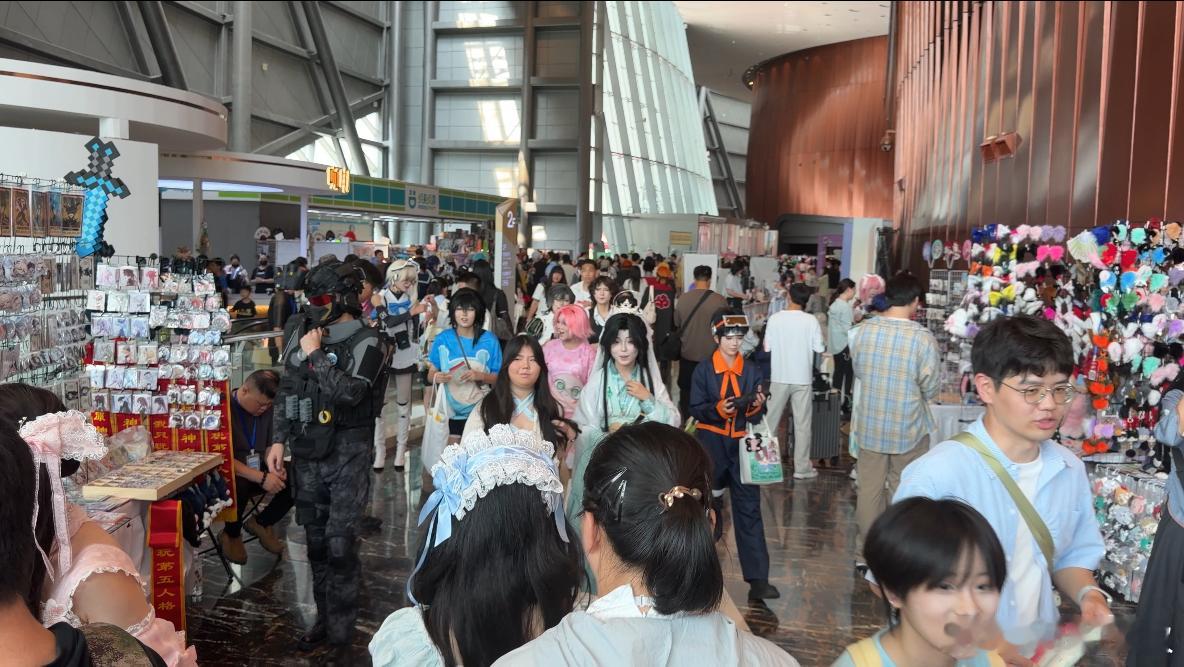 沉浸式体验郑州国漫文化狂欢 文旅和国漫结合真的很有意义，把年轻人喜欢的国漫文化搬