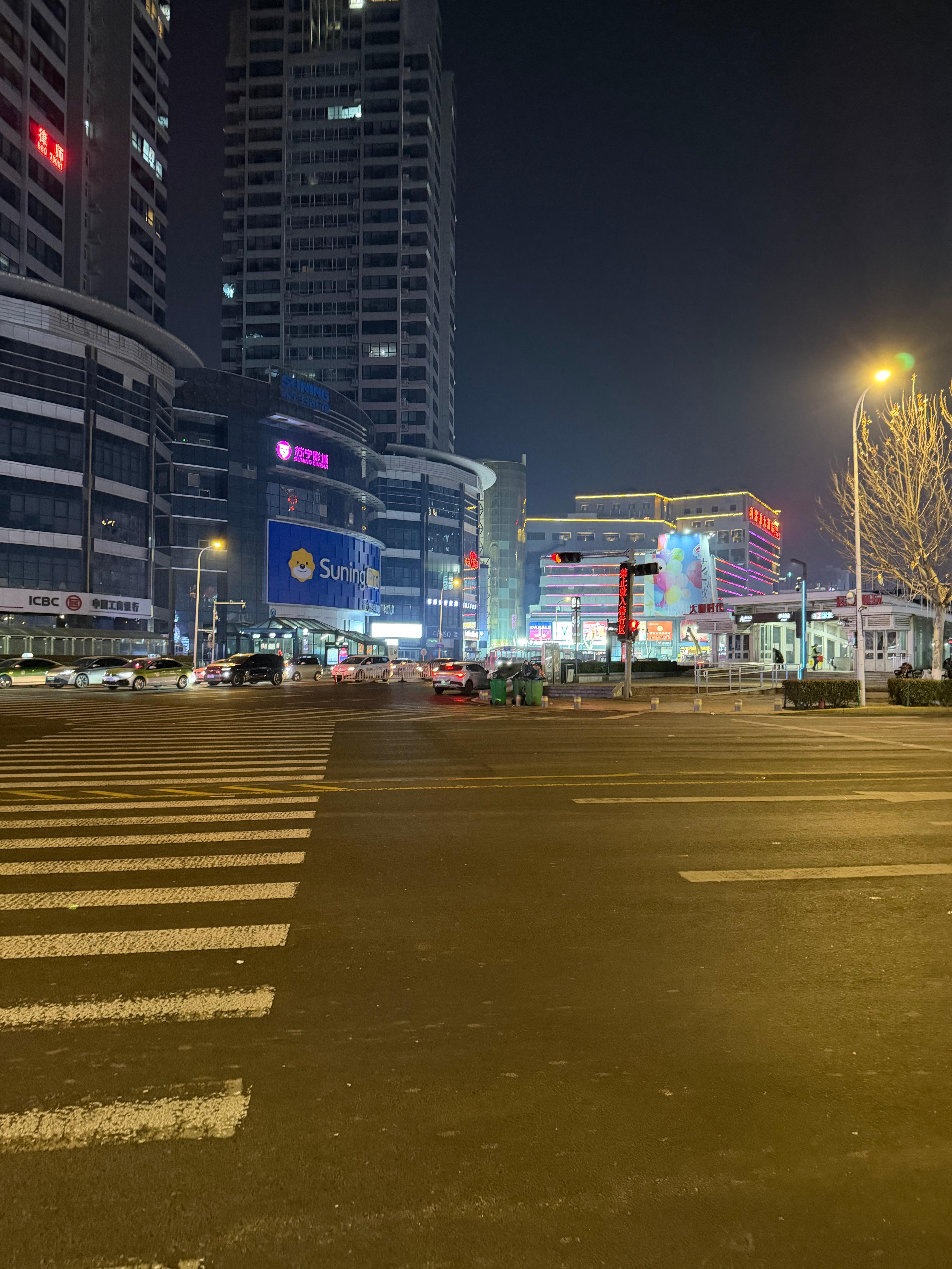 最近真是有点累了，从昨晚一觉睡到现在，睡了十几个小时真是给我睡爽了
