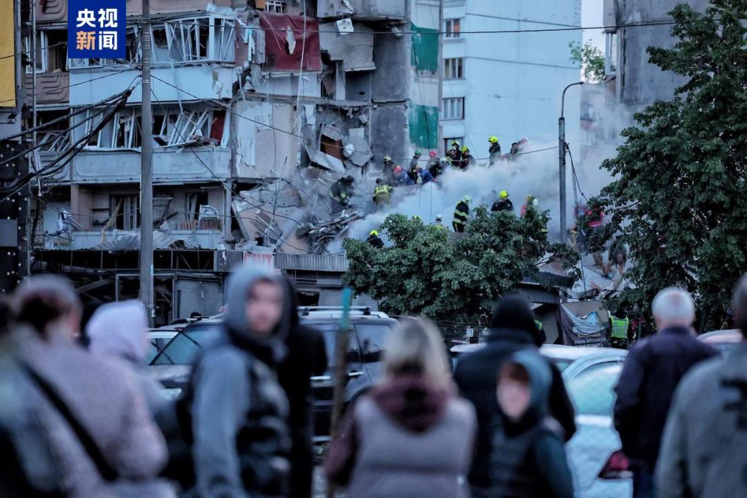 1500架（枚）导弹无人机猛炸，F-16机场爆炸，乌为23802次违反停火付出代