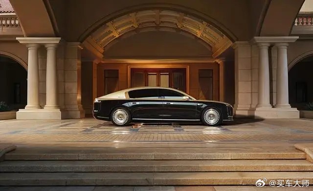 3月4日，华为鸿蒙智行技术焕发布会、广汽昊铂A800上市发布会先后启幕，以前沿科