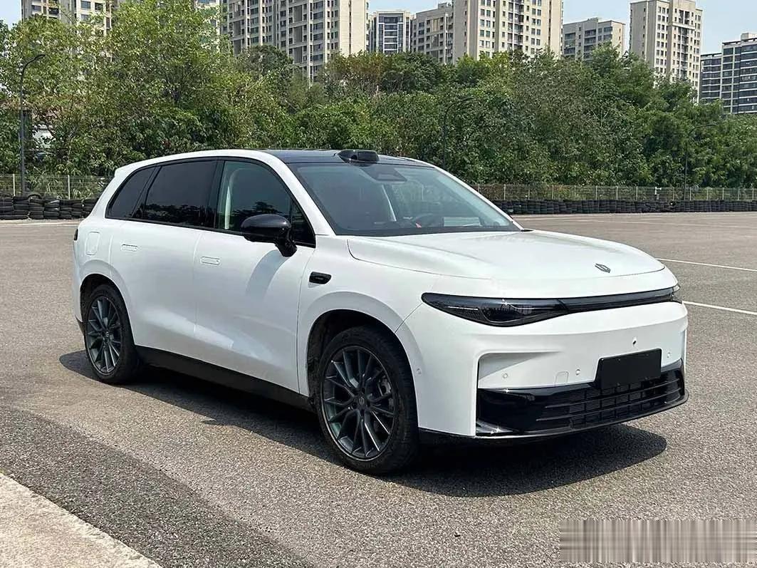这是要到15万以内的市场抢饭吃了，零跑C10正式申报

零跑汽车的销量一直还不错