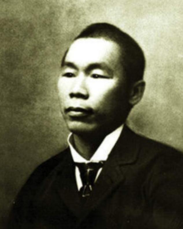 美国一富豪喝醉后，解雇了家中所有的仆人，然而次日一个中国人却端着热气腾腾的早餐出