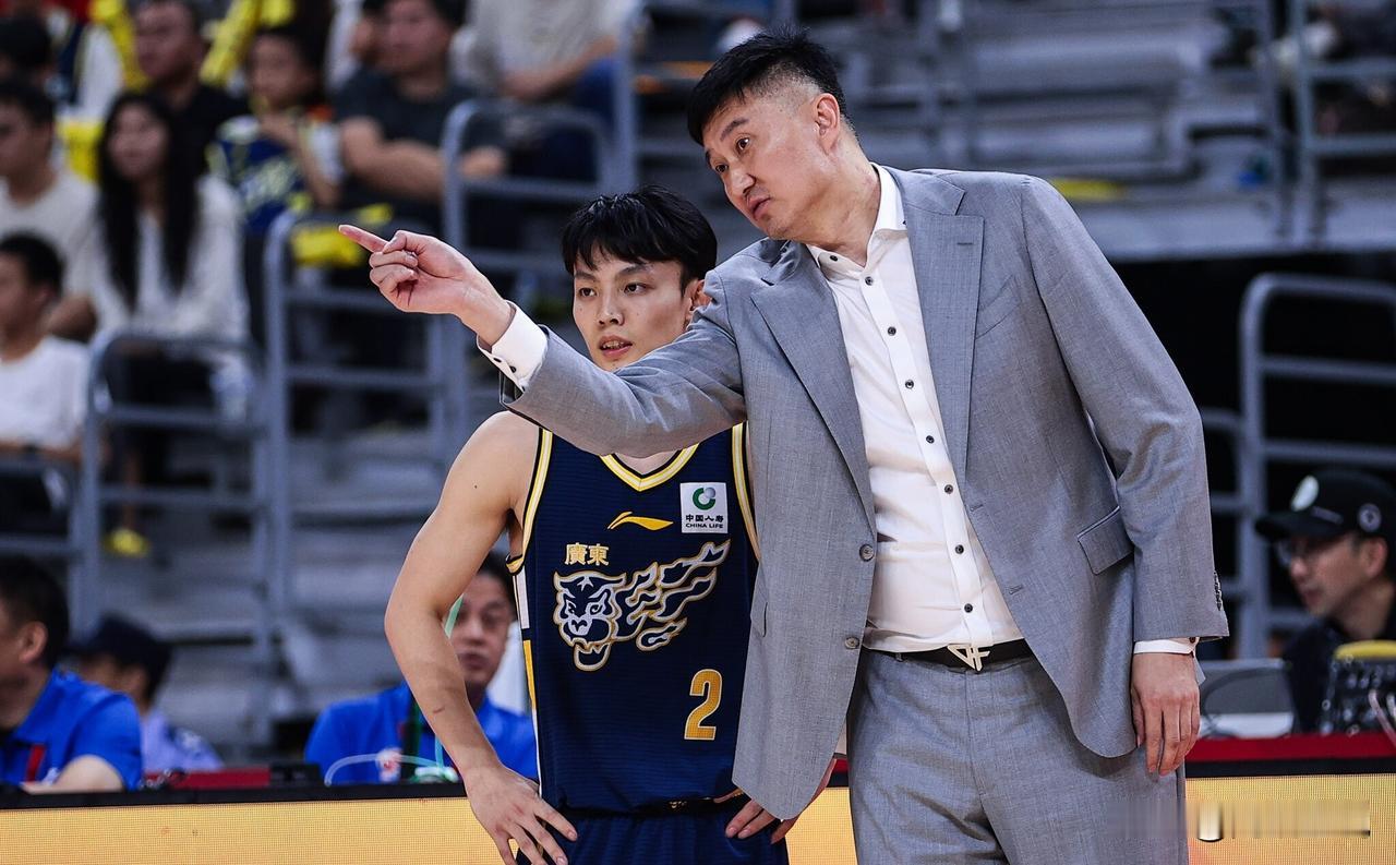 91-93，广东宏远常规赛收官战又遭到福建的大逆转，苦吞三连败。
此战过后，广东