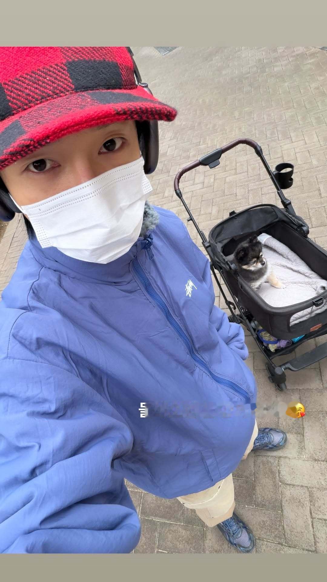 “CB百蓝_。260119金钟云 ins story更新：回来之后总会一起散步 