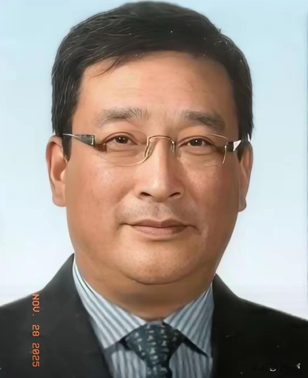 刘卫东，因涉嫌受贿被正式逮捕了！
因为他把国家资源当成自家摇钱树，收黑钱，变相的