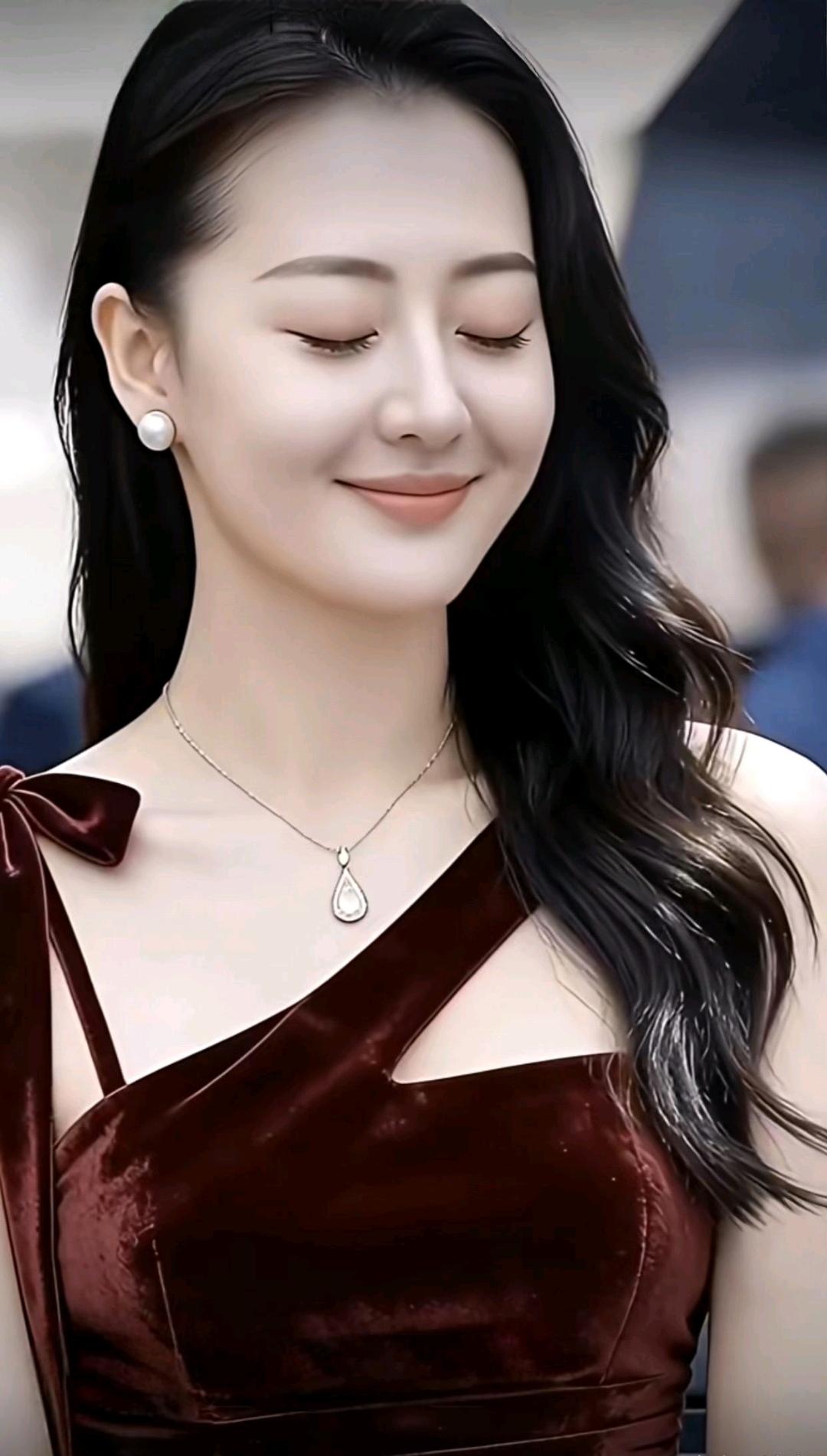 ＃给自己加油的一句话，你会怎样做＃
     相信自己，潜力无限，你的未来可期，