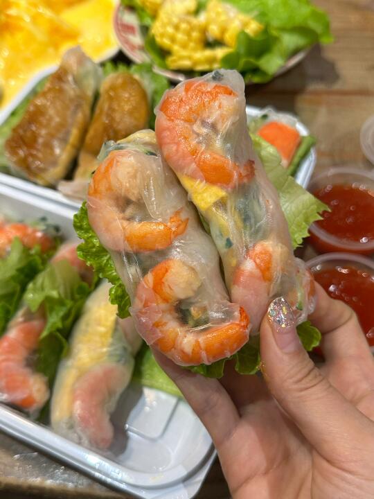在宿州 吃到了清爽的泰式春卷 一口一个