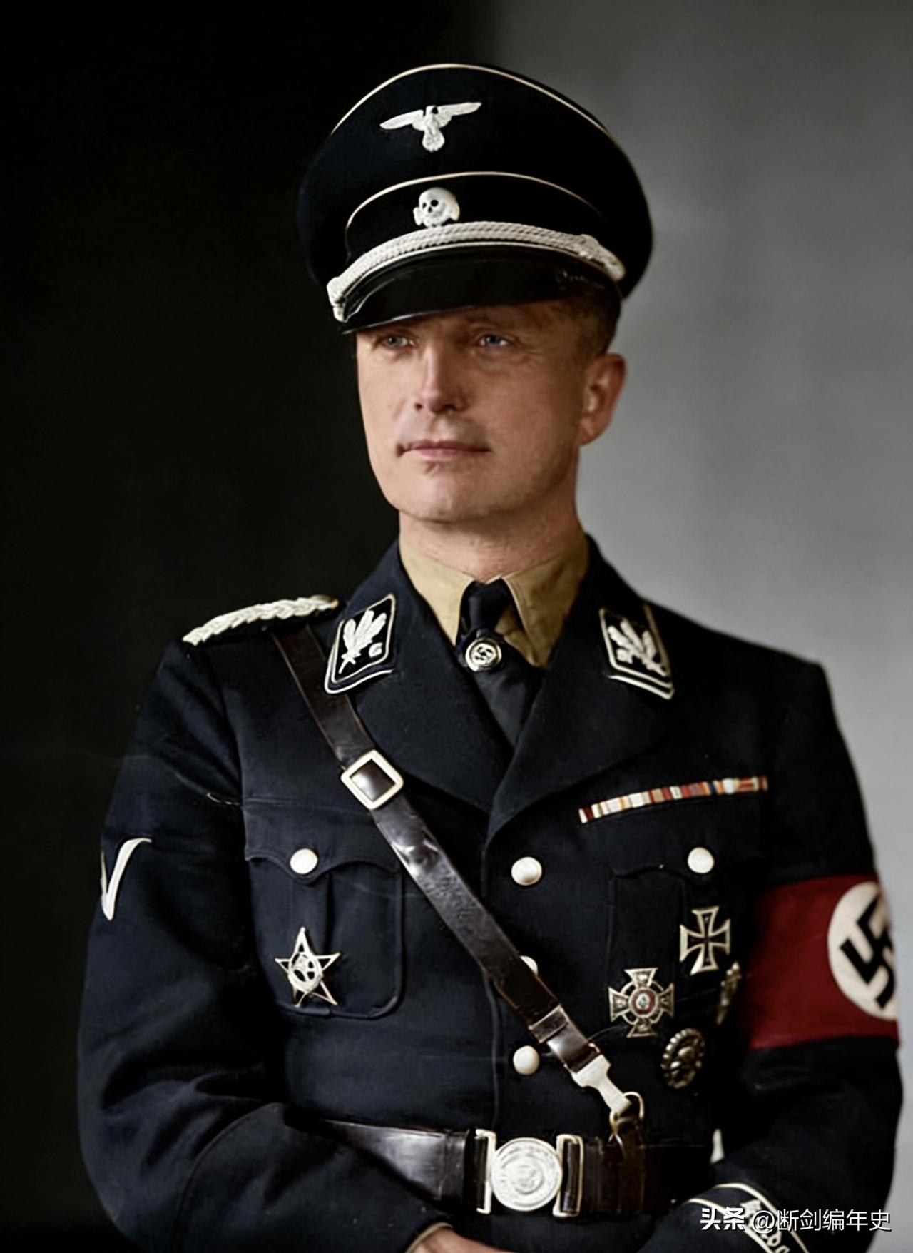 约西亚·冯·瓦尔德克是德国贵族出身的党卫军高级将领，出生于1896年5月13日，