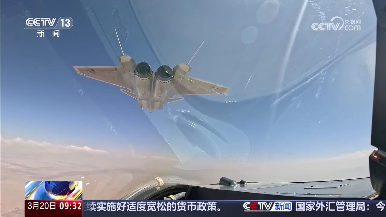 大漠龙抬头空军某部歼-20、歼-16、歼-10C/S烽火问鼎计划制胜空天