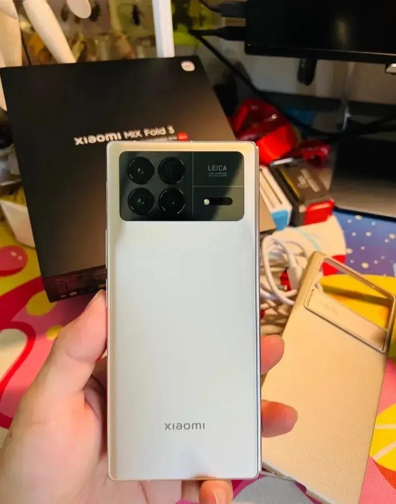 华为mate60Pro买不到，买了台小米折叠屏，没有加价，永远不会加价，哈哈，至