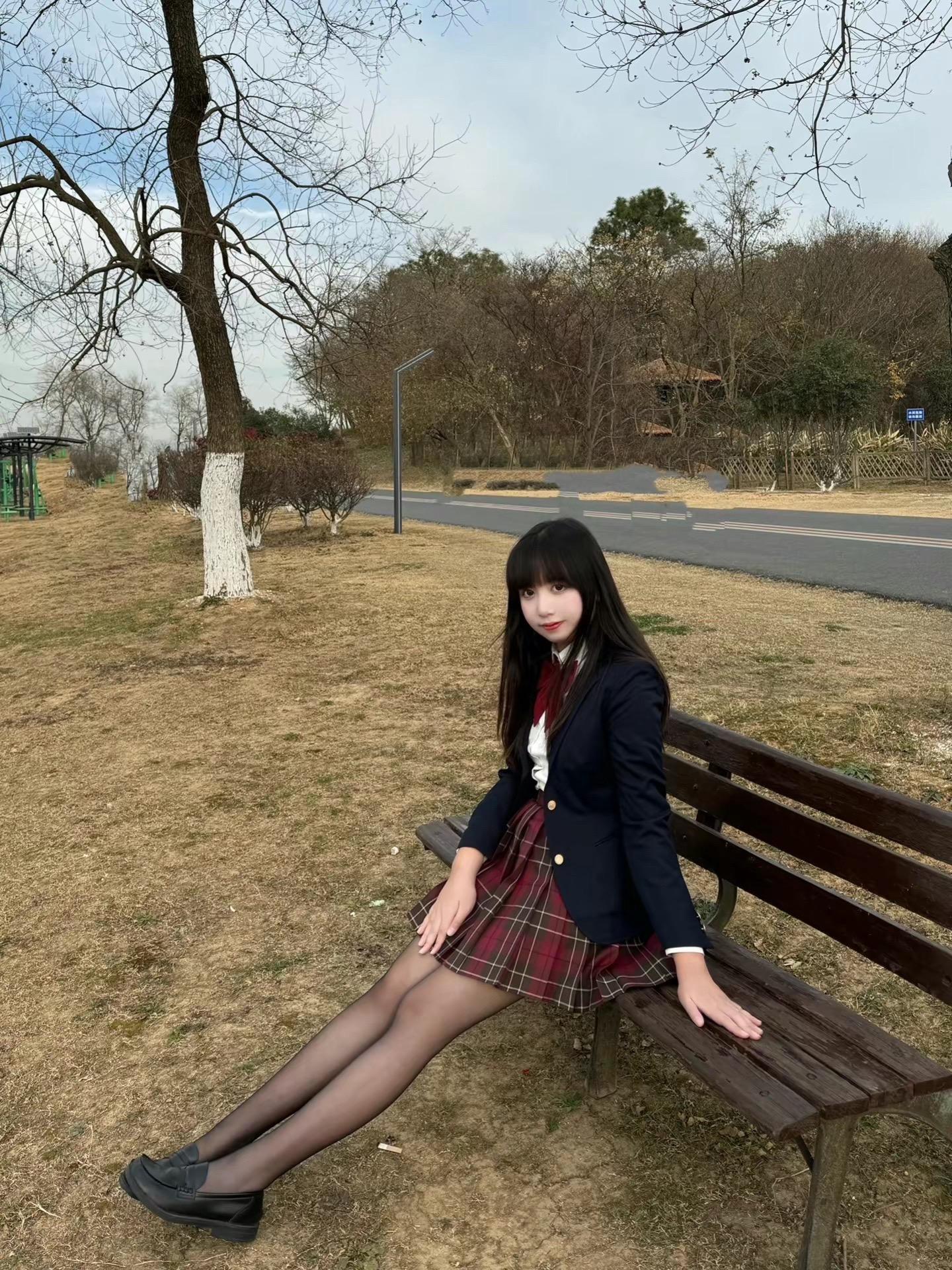 犹豫就会败北，爱我永远不后悔。