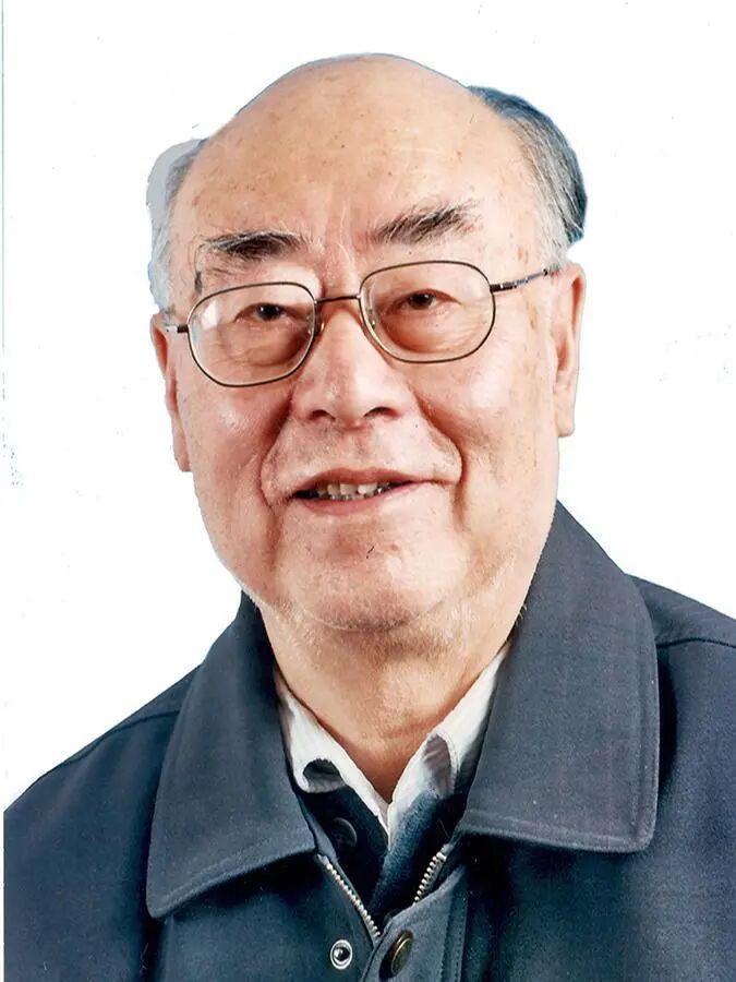 很多有名的科学家，都有海外求学的经历。但于敏不一样，他一辈子没有出国留学，没踏出