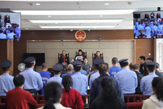 依法严惩！庆阳法院集中宣判5起勾结盗窃原油、混烃团伙犯罪案件