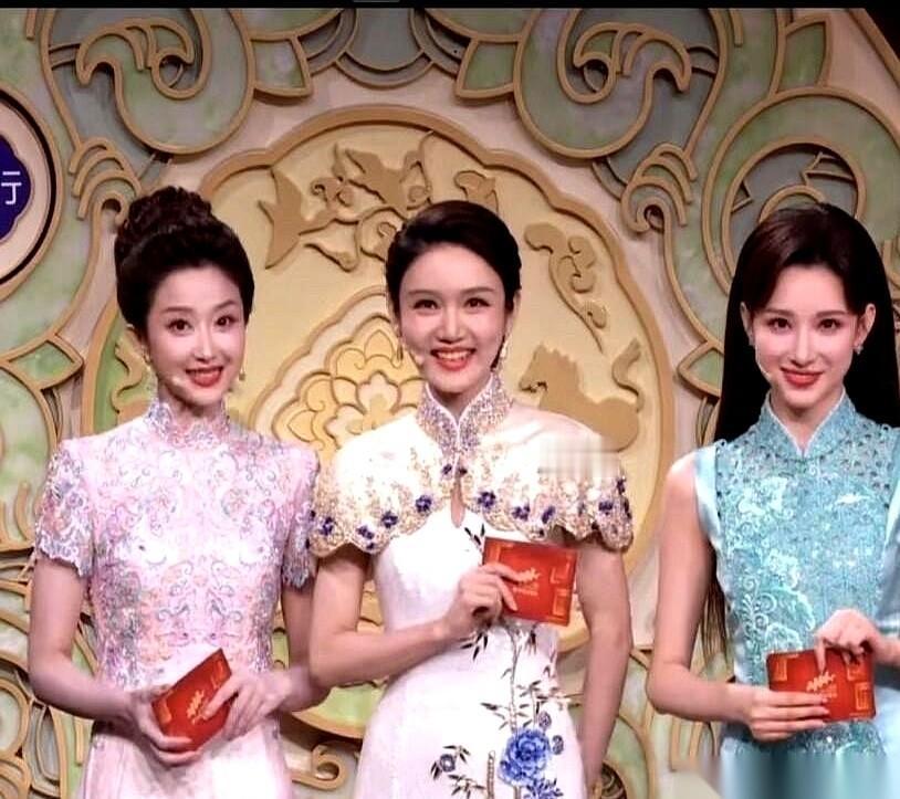 央视舞台的高清镜头一扫，观众手里的“打分牌”就自动亮出来了。最近网上一波热议，直
