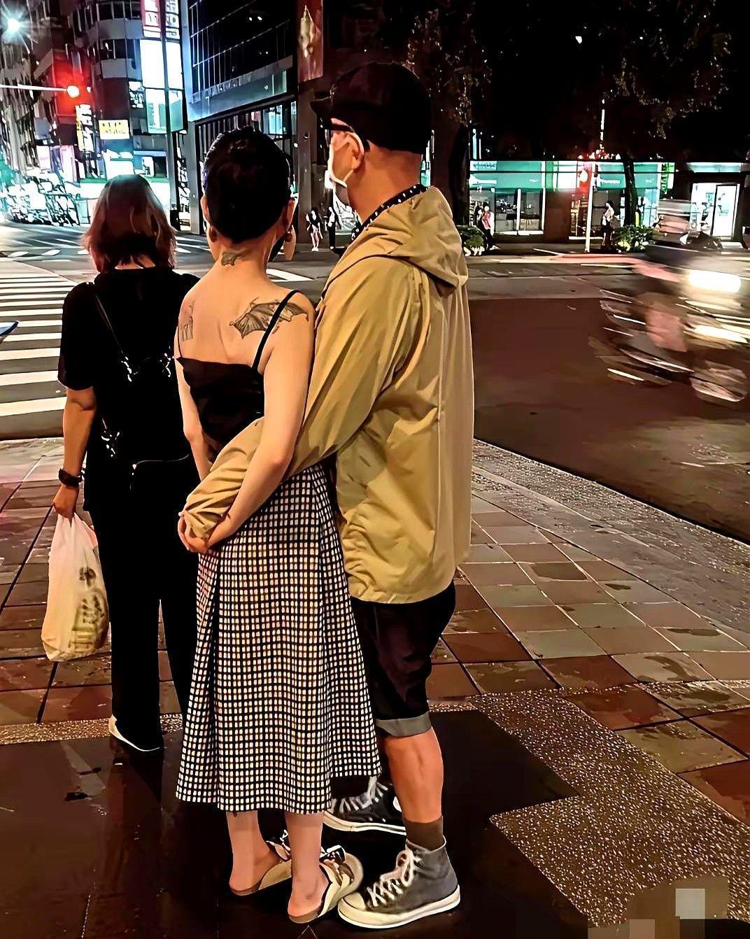 其实他们曾经真的很相爱。
大S具俊烨恋情 
具俊烨 
大s的敢爱敢恨你喜欢吗