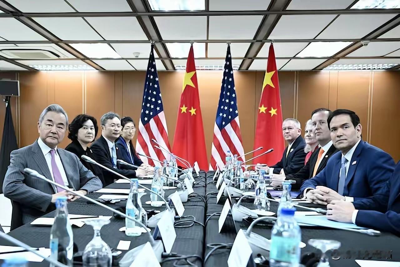双标彻底翻车！对华全方位极限打压，美国却怪中国稀土供应不够多
 
当下中美博弈最