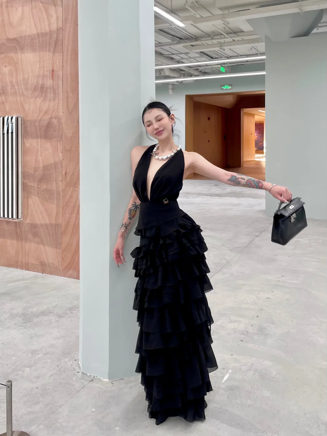 𝐆𝐨𝐨𝐝 𝐝𝐚𝐲,𝐲𝐨𝐮𝐫 𝐦𝐚𝐣𝐞𝐬𝐭𝐲.