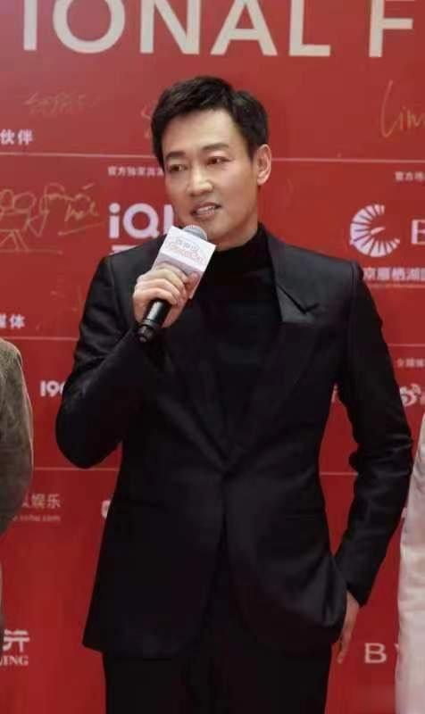 辛柏青主演的《白塔之光》此前入围第73届柏林电影节主竞赛，本次入围#北京国际电影