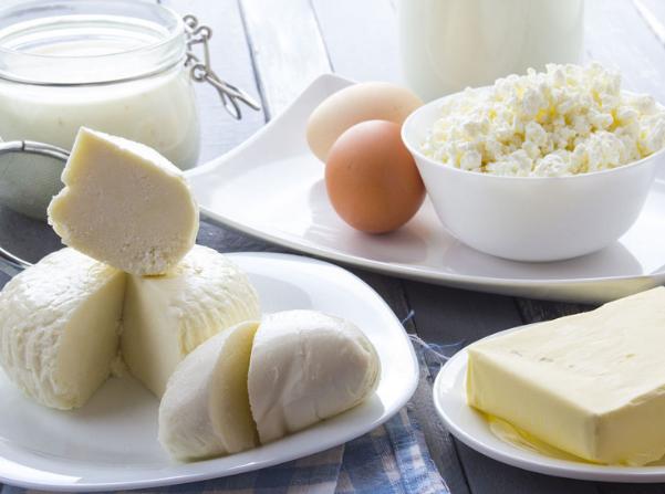 究竟是谁在悄悄偷换概念？
把我们祖祖辈辈吃了几千年的馒头、白粥、糙米饭——这些实