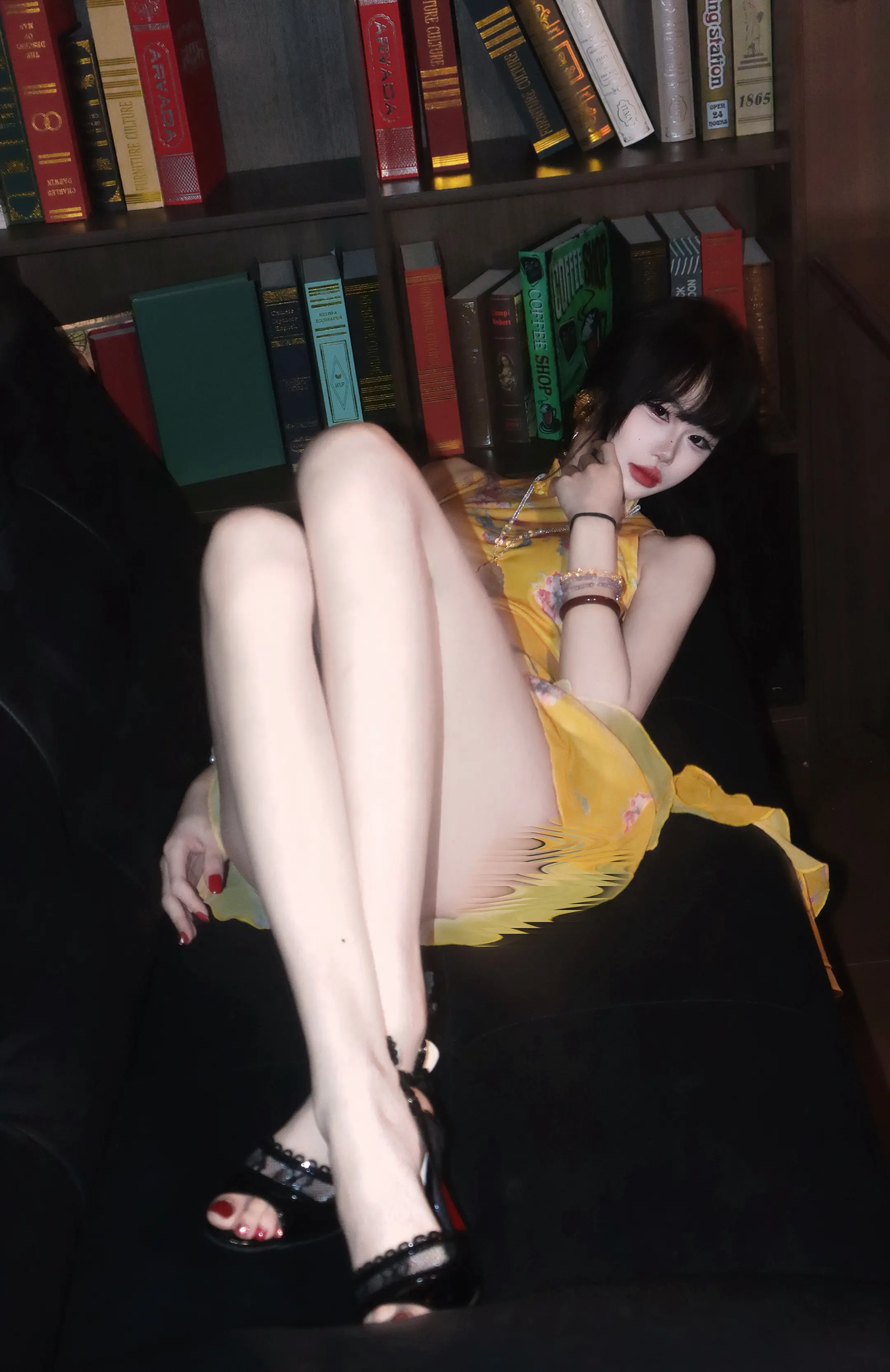 你温柔的唇 致命的眼神。