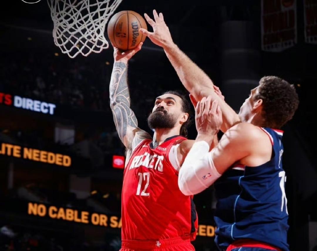 亚当斯伤病更新来了，脚踝的三级扭伤，比较严重，暂时没有复出时间表

可能搞不好又