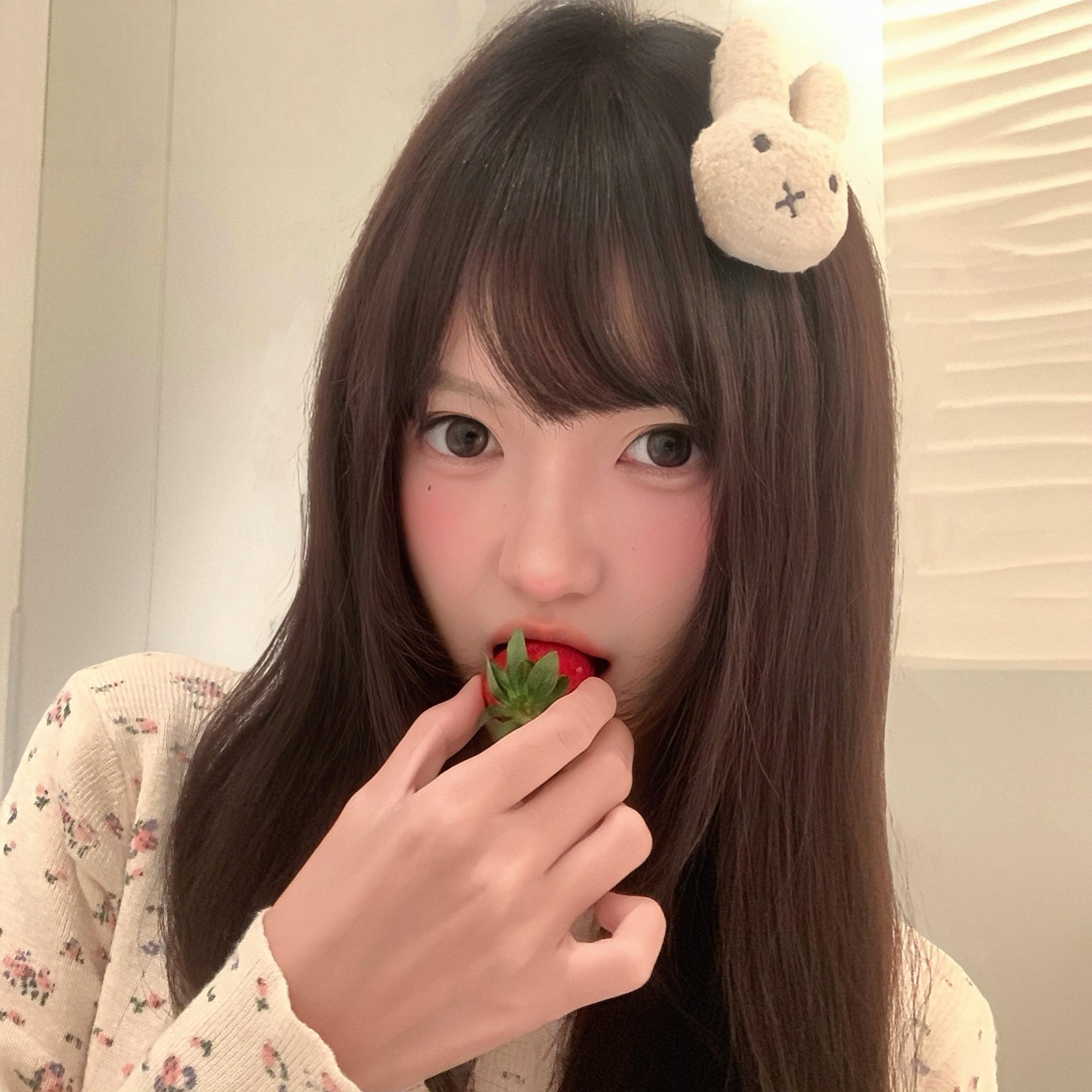 这曲子还得是我们萌妹届用懂吗˶╹ᵕ╹˶ಣ。