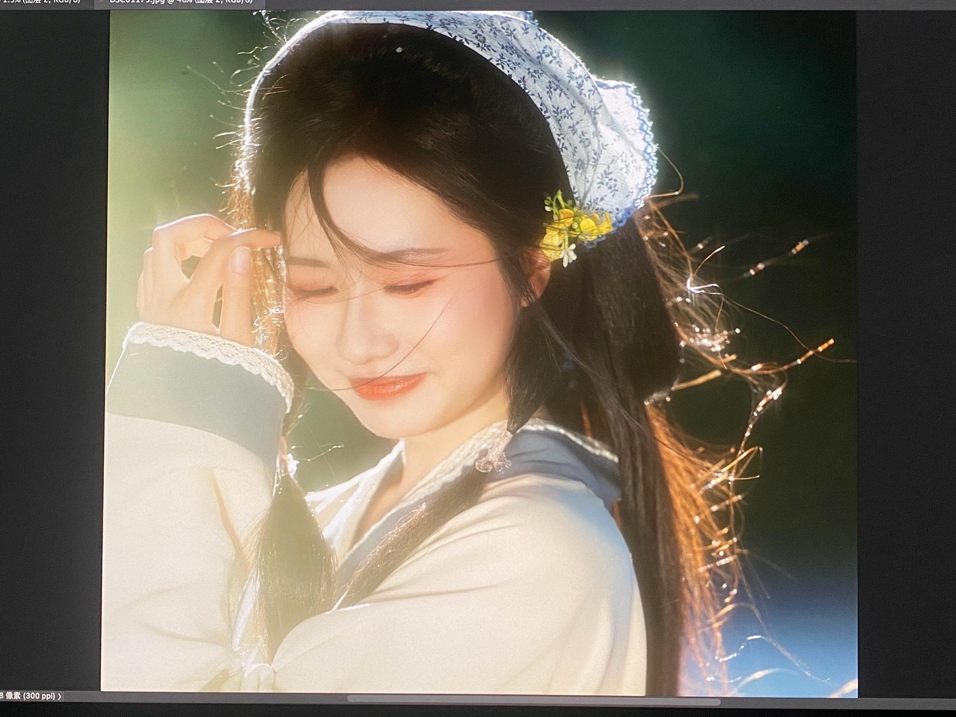 我喜欢光，刚好你也是。