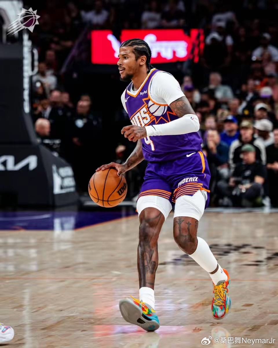 这个杰伦格林真的是废了水的不行啊！还好当初签下了一份大合同这恐怕是他职业生涯最后